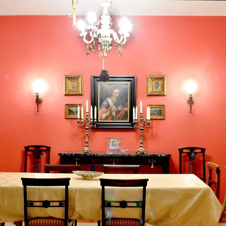 Elegant Stone Mansion In Historic Apartman *