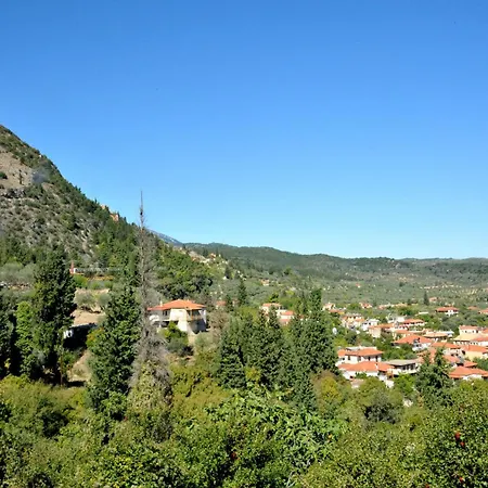 Lägenhet Elegant Stone Mansion In Historic Mystras