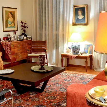 Διαμέρισμα Elegant Stone Mansion In Historic