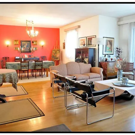 Διαμέρισμα Elegant Stone Mansion In Historic Μυστράς