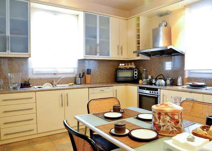 Elegant Stone Mansion In Historic Apartament