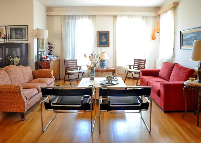 Elegant Stone Mansion In Historic Apartamento Mystras